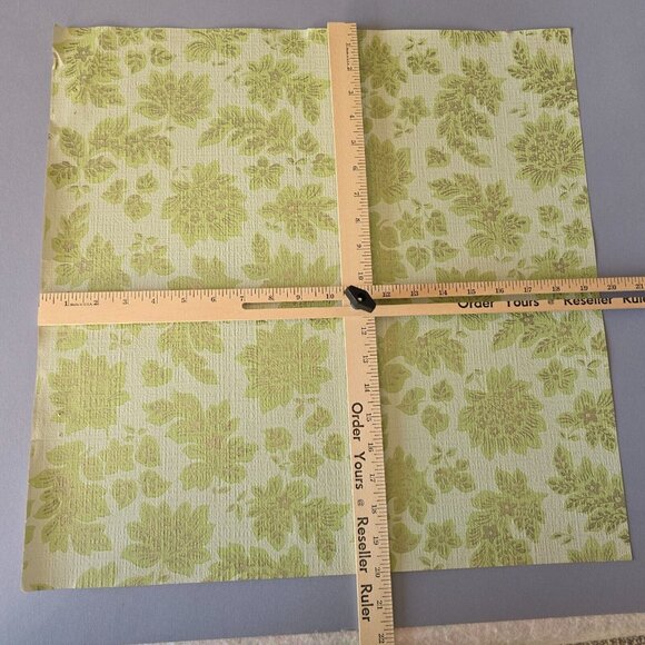 Vintage Wallpaper Sample Sheet 70s Avocado Green Floral Crafting Ephemera Paper - Picture 6 of 9